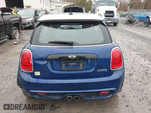 2018 MINI Hardtop Cooper S with VIN WMWXP7C59J2A48399, listed as a IAAI auction lot 41776415 with 38,972 mi miles and . Bid and sale history available at DreamBid. Image 15.