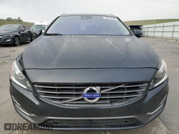 2015 Volvo V60 with VIN YV1612SB5F1186312, listed as a Copart auction lot 58552405 with 77,610 mi miles and Salvage title. Bid and sale history available at DreamBid. Image 5.