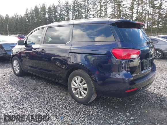 2018 Kia Sedona LX with VIN KNDMB5C14J6388894, listed as a IAAI auction lot 41808847 with 82,468 mi miles. Bid and sale history available at carsss.com. Image 3.