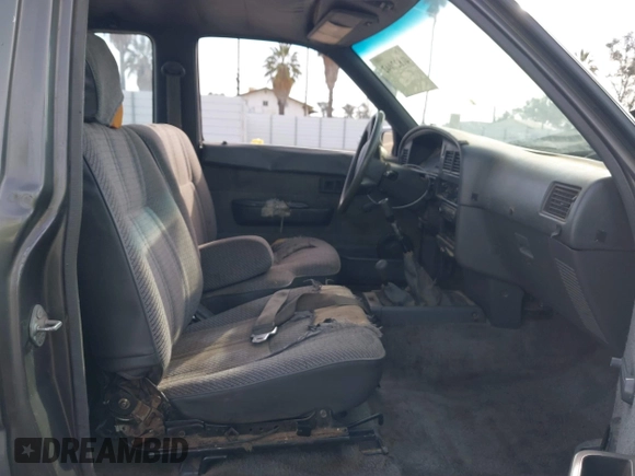 1989 Toyota Pickup с VIN JT4RN13S9K0003042, выставлен на аукционе IAAI как лот 41827042 с пробегом 347 063 миль миль и . История ставок и продаж доступна на DreamBid. Изображение 5.