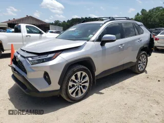 2023 Toyota RAV4 XLE Premium z VIN 2T3C1RFV2PW279426, wystawiony jako Copart lot #56923135 z przebiegiem 21 787 mil mil oraz Szkoda całkowita • Salvage title. Historia ofert i sprzedaży dostępna na DreamBid. Obrazek 1.