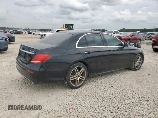 2017 Mercedes-Benz E 300 Luxury with VIN WDDZF4KB6HA255212, listed as a Copart auction lot 63697395 with 76,938 mi miles and Clean title. Bid and sale history available at DreamBid. Image 3.