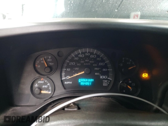 2004 GMC Savana Cargo Van YF7 Upfitter with VIN 1GDFG15T041147283, listed as a Copart auction lot 82193844 with 264,051 mi miles and Salvage Title. Bid and sale history available at carsss.com. Image 9.