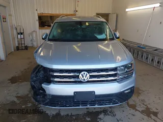 2019 Volkswagen Atlas SE with VIN 1V2LR2CA2KC533079, listed as a IAAI auction lot 41352399 with 88,826 mi miles and . Bid and sale history available at DreamBid. Image 12.