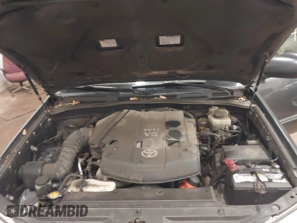 2003 Toyota 4Runner SR5 with VIN JTEBU14R630018160, listed as a IAAI auction lot 42145312 with 296,865 mi miles and . Bid and sale history available at DreamBid. Image 10.