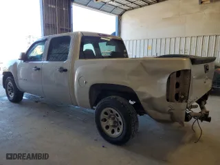 2007 Chevrolet Silverado 1500 LT w/1LT with VIN 2GCEC13C771688795, listed as a Copart auction lot 44354635 with 344,119 mi miles and Salvage Title. Bid and sale history available at carsss.com. Image 2.