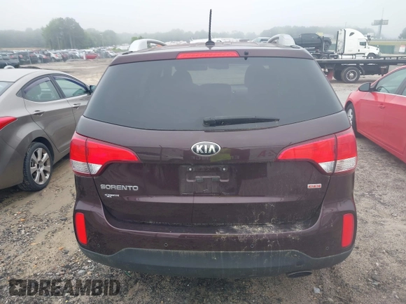 2015 Kia Sorento LX with VIN 5XYKTDA76FG565178, listed as a IAAI auction lot 42196426 with 160,933 mi miles. Bid and sale history available at carsss.com. Image 16.