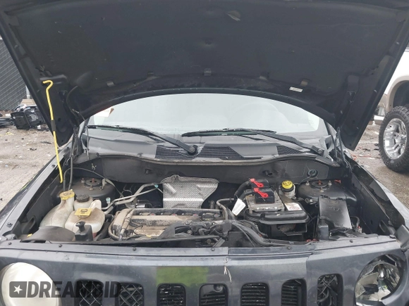 2014 Jeep Patriot Altitude with VIN 1C4NJPBA2ED814152, listed as a IAAI auction lot 41465956 with 82,273 mi miles and . Bid and sale history available at DreamBid. Image 10.