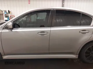 2011 Subaru Legacy Premium z VIN 4S3BMBC66B3235142, wystawiony jako IAAI lot #42078535 z przebiegiem 144 029 mil mil oraz . Historia ofert i sprzedaży dostępna na DreamBid. Obrazek 15.