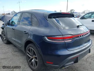 2022 Porsche Macan with VIN WP1AA2A51NLB06422, listed as a IAAI auction lot 41414230 with 8,090 mi miles. Bid and sale history available at carsss.com. Image 3.