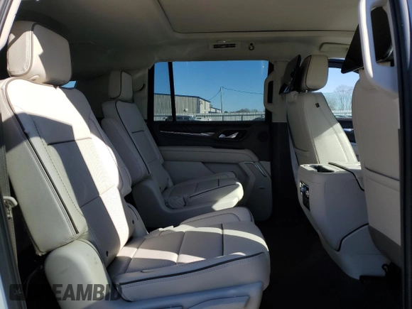 2023 GMC Yukon XL Denali with VIN 1GKS2JKL4PR349768, listed as a Copart auction lot 46332795 with 11,577 mi miles and Salvage Title. Bid and sale history available at DreamBid. Image 12.