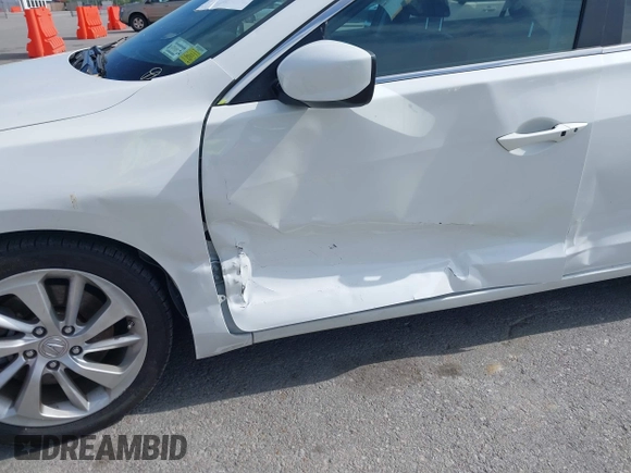 2016 Acura ILX Premium with VIN 19UDE2F77GA000859, listed as a IAAI auction lot 39630610 with 91,576 mi miles and . Bid and sale history available at DreamBid. Image 6.
