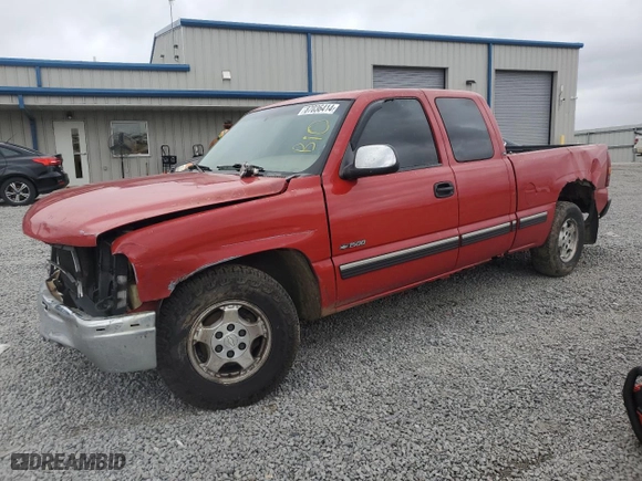 2001 Chevrolet Silverado 1500 LS with VIN 2GCEC19T211107489, listed as a Copart auction lot 87036414 with 462,469 mi miles and Salvage Title. Bid and sale history available at carsss.com. Image 1.