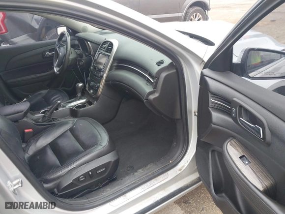 2015 Chevrolet Malibu LTZ with VIN 1G11F5SL9FU105265, listed as a IAAI auction lot 41506869 with 200,534 mi miles. Bid and sale history available at carsss.com. Image 5.