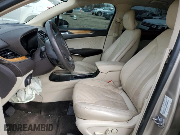 2015 Lincoln MKC with VIN 5LMCJ1A97FUJ21132, listed as a Copart auction lot 46750475 with 100,109 mi miles and Salvage Title. Bid and sale history available at DreamBid. Image 7.