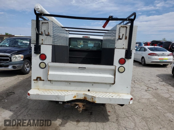 2011 Ford F-250 XL с VIN 1FTBF2A69BEA15494, выставлен на аукционе Copart как лот 55093485 с пробегом 148 417 миль миль и Списание • Salvage title. История ставок и продаж доступна на DreamBid. Изображение 6.