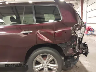 2013 Toyota Highlander Limited with VIN 5TDDK3EH0DS273650, listed as a IAAI auction lot 42488316 with 256,774 mi miles and . Bid and sale history available at DreamBid. Image 18.