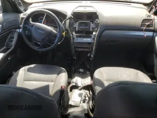 2017 Ford Police Interceptor Utility z VIN 1FM5K8AR4HGC34913, wystawiony jako Copart lot #58042205 z przebiegiem 73 298 mil mil oraz Szkoda całkowita • Salvage title. Historia ofert i sprzedaży dostępna na DreamBid. Obrazek 8.