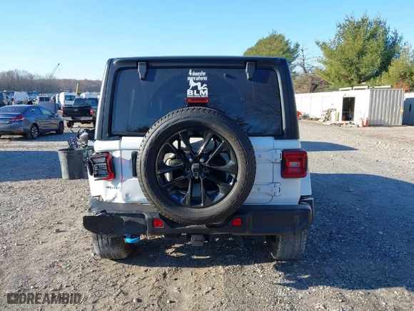 2023 Jeep Wrangler 4xe Sahara with VIN 1C4JJXP61PW684682, listed as a IAAI auction lot 40998281 with 41,138 mi miles. Bid and sale history available at carsss.com. Image 16.