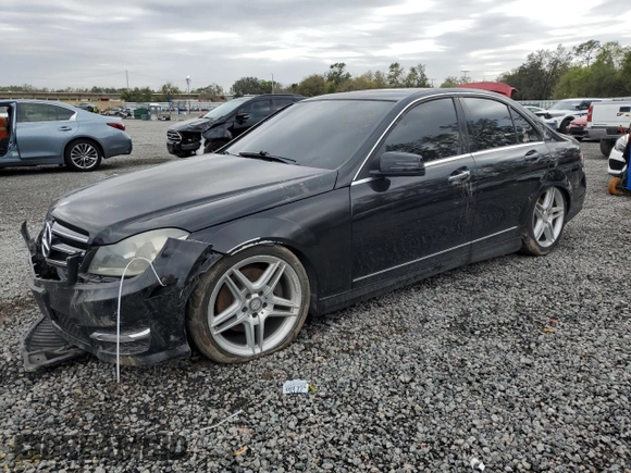 2014 Mercedes-Benz C 350 Sport with VIN WDDGF5HBXEA958358, listed as a Copart auction lot 48085305 with 154,880 mi miles and Clean Title. Bid and sale history available at DreamBid. Image 1.