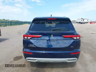 2024 Mitsubishi Outlander SEL z VIN JA4J4WA88RZ018247, wystawiony jako IAAI lot #40377423 z przebiegiem 9 558 mil mil oraz . Historia ofert i sprzedaży dostępna na DreamBid. Obrazek 16.