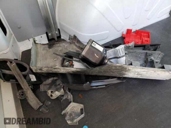 2024 Ram ProMaster Cargo Tradesman with VIN 3C6LRVDG5RE105345, listed as a Copart auction lot 80251084 with 2,440 mi miles and Non Repairable. Bid and sale history available at DreamBid. Image 12.