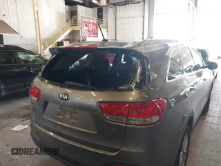 2017 Kia Sorento LX with VIN 5XYPGDA57HG199307, listed as a IAAI auction lot 41967654 with 88,112 mi miles and . Bid and sale history available at carsss.com. Image 17.