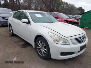 2007 Infiniti G35 Sedan G35x with VIN JNKBV61F47M823788, listed as a IAAI auction lot 41797529 with 57,941 mi miles. Bid and sale history available at carsss.com. Image 1.