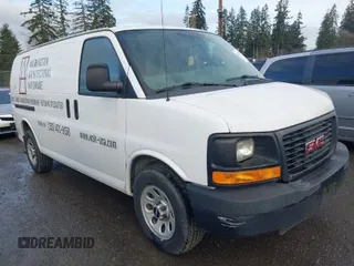 2011 GMC Savana Cargo with VIN 1GTS7AFX0B1114723, listed as a IAAI auction lot 41827252 with 110,012 mi miles. Bid and sale history available at carsss.com. Image 1.