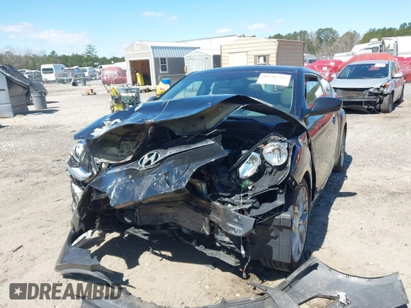 2013 Hyundai Veloster w/Gray Int with VIN KMHTC6AD9DU137473, listed as a IAAI auction lot 41846203 with 67,781 mi miles. Bid and sale history available at carsss.com. Image 6.
