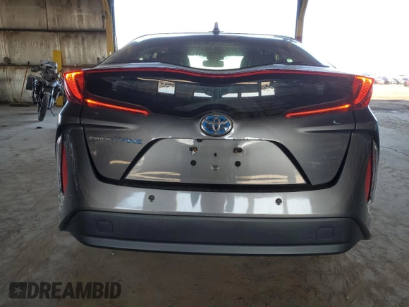 2017 Toyota Prius Plus z VIN JTDKARFP3H3046172, wystawiony jako Copart lot #49325695 z przebiegiem 75 203 mil mil oraz Szkoda całkowita • Salvage title. Historia ofert i sprzedaży dostępna na DreamBid. Obrazek 6.
