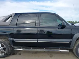 2004 Chevrolet Avalanche Z71 with VIN 3GNEK12TX4G189598, listed as a IAAI auction lot 41998670 with 368,875 mi miles and . Bid and sale history available at DreamBid. Image 12.