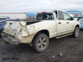 2008 Dodge Ram 1500 SLT with VIN 1D7HU18N78J210605, listed as a IAAI auction lot 41064771 with 209,227 mi miles. Bid and sale history available at carsss.com. Image 4.