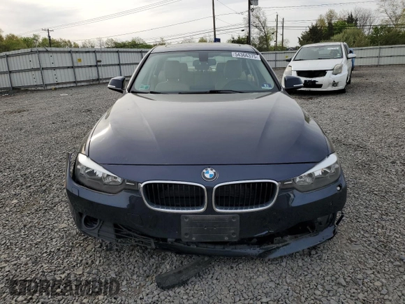 2015 BMW 3 Series 328i xDrive с VIN WBA3B5C5XFF960442, выставлен на аукционе Copart как лот 54366375 с пробегом 56 953 миль миль и Списание • Salvage title. История ставок и продаж доступна на DreamBid. Изображение 5.