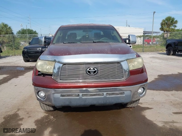 2007 Toyota Tundra SR5 with VIN 5TFRV54157X014065, listed as a IAAI auction lot 42071338 with 312,592 mi miles. Bid and sale history available at carsss.com. Image 12.