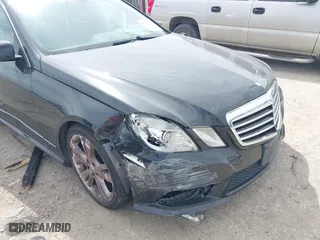 2013 Mercedes-Benz E-Class E 350 Luxury with VIN WDDHF5KBXDA662302, listed as a IAAI auction lot 41797633 with 153,644 mi miles. Bid and sale history available at carsss.com. Image 6.