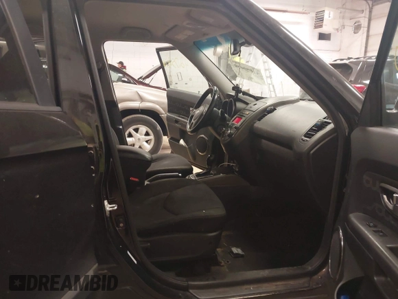 2012 Kia Soul + with VIN KNDJT2A60C7457882, listed as a IAAI auction lot 42050050 with 153,560 mi miles. Bid and sale history available at carsss.com. Image 5.