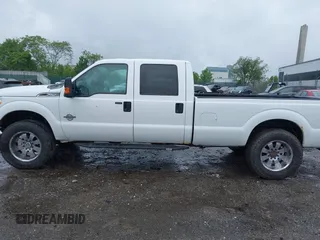 2012 Ford F-250 XL with VIN 1FT7W2BT6CEB07609, listed as a IAAI auction lot 42264092 with 226,511 mi miles and . Bid and sale history available at DreamBid. Image 13.