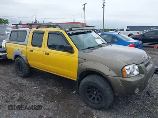 2001 Nissan Frontier SE z VIN 1N6ED27T21C372541, wystawiony jako IAAI lot #42195903 z przebiegiem 293 632 mil mil oraz . Historia ofert i sprzedaży dostępna na DreamBid. Obrazek 1.