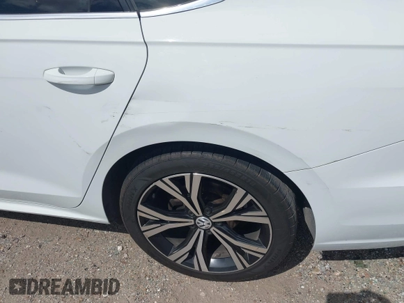 2021 Volkswagen Passat SE with VIN 1VWSA7A30MC000802, listed as a IAAI auction lot 42007087 with 190,171 mi miles and . Bid and sale history available at DreamBid. Image 6.