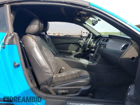 2011 Ford Mustang V6 with VIN 1ZVBP8EM9B5120722, listed as a IAAI auction lot 41762103 with 203,483 mi miles and . Bid and sale history available at DreamBid. Image 5.