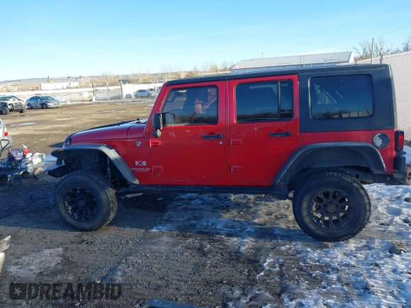2007 Jeep Wrangler Unlimited X with VIN 1J4GA39137L104767, listed as a IAAI auction lot 41348113 with 175,353 mi miles and . Bid and sale history available at DreamBid. Image 14.