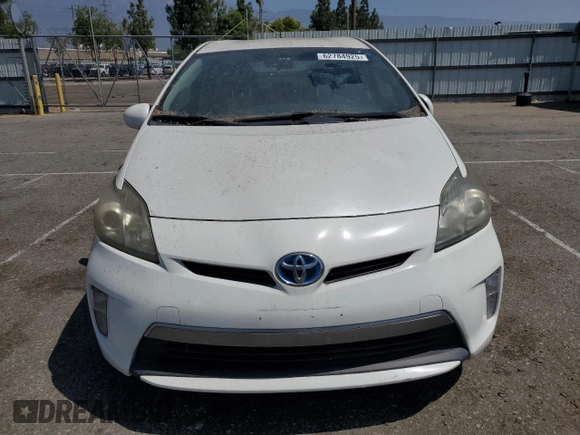 2013 Toyota Prius with VIN JTDKN3DPXD3034437, listed as a Copart auction lot 62784925 with 147,022 mi miles and Salvage title. Bid and sale history available at DreamBid. Image 5.