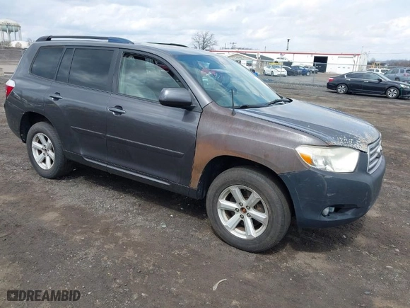 2008 Toyota Highlander with VIN JTEES41A782001656, listed as a IAAI auction lot 41924538 with 233,334 mi miles. Bid and sale history available at carsss.com. Image 1.