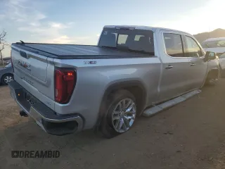 2021 GMC Sierra 1500 SLT z VIN 3GTU9DED6MG249205, wystawiony jako Copart lot #43583845 z przebiegiem 33 053 mil mil oraz Szkoda całkowita • Salvage title. Historia ofert i sprzedaży dostępna na DreamBid. Obrazek 3.