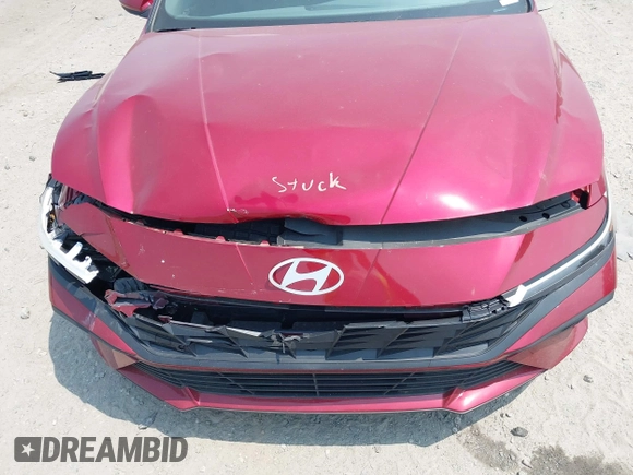 2024 Hyundai Elantra SE with VIN KMHLL4DG7RU844685, listed as a IAAI auction lot 42335520 with 2,534 mi miles and . Bid and sale history available at DreamBid. Image 6.