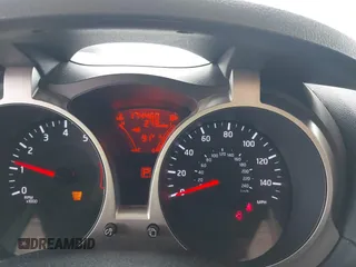 2015 Nissan Juke S with VIN JN8AF5MVXFT564367, listed as a IAAI auction lot 42217913 with 174,460 mi miles and . Bid and sale history available at carsss.com. Image 15.