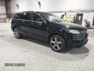 2015 Audi Q7 S line Prestige z VIN WA1DGAFE0FD012621, wystawiony jako IAAI lot #41767278 z przebiegiem 140 702 mil mil oraz . Historia ofert i sprzedaży dostępna na DreamBid. Obrazek 1.