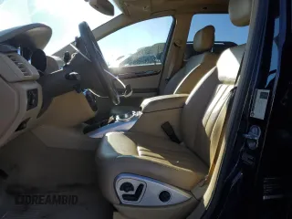 2010 Mercedes-Benz R 350 with VIN 4JGCB6FE4AA110943, listed as a Copart auction lot 85556304 with 164,167 mi miles and Salvage Title. Bid and sale history available at DreamBid. Image 7.