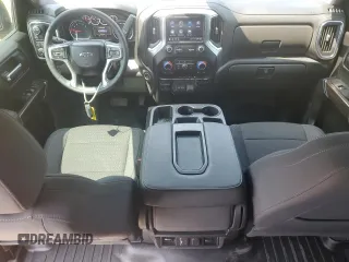 2021 Chevrolet Silverado 1500 RST with VIN 1GCUYEELXMZ422059, listed as a Copart auction lot 49437435 with 27,466 mi miles and Salvage Title. Bid and sale history available at carsss.com. Image 8.
